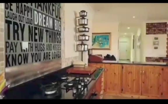 To Let 4 Bedroom Property for Rent in Winterstrand Eastern Cape